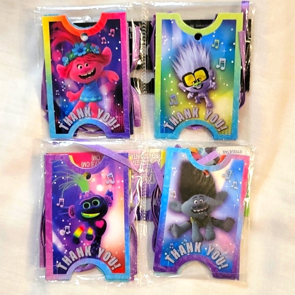 NEW 46 Piece Dreamworks Trolls Party Invitations, Decor & Favors Bundle - SET B - Picture 12 of 17